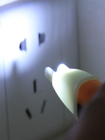 Dedektörlü Temassız Işıklı Kablo Voltaj Test Elektrik Kaçak Dijital Kontrol Kalemi Cihazı